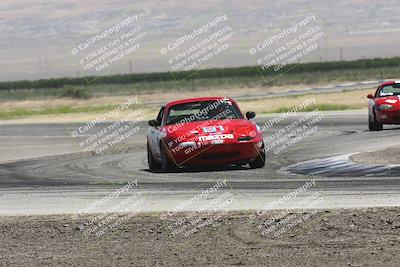 media/Jun-01-2024-CalClub SCCA (Sat) [[0aa0dc4a91]]/Group 3/Race/